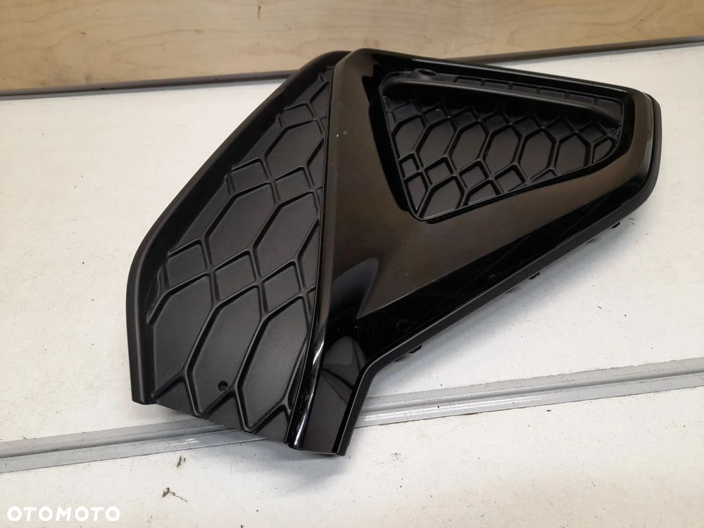 AUDI Q2 SQ2  LIFT S-LINE KRATKA ZAŚLEPKA ZDERZAKA PRAWA PRZÓD PRZEDNIA 81A807682Q - 5