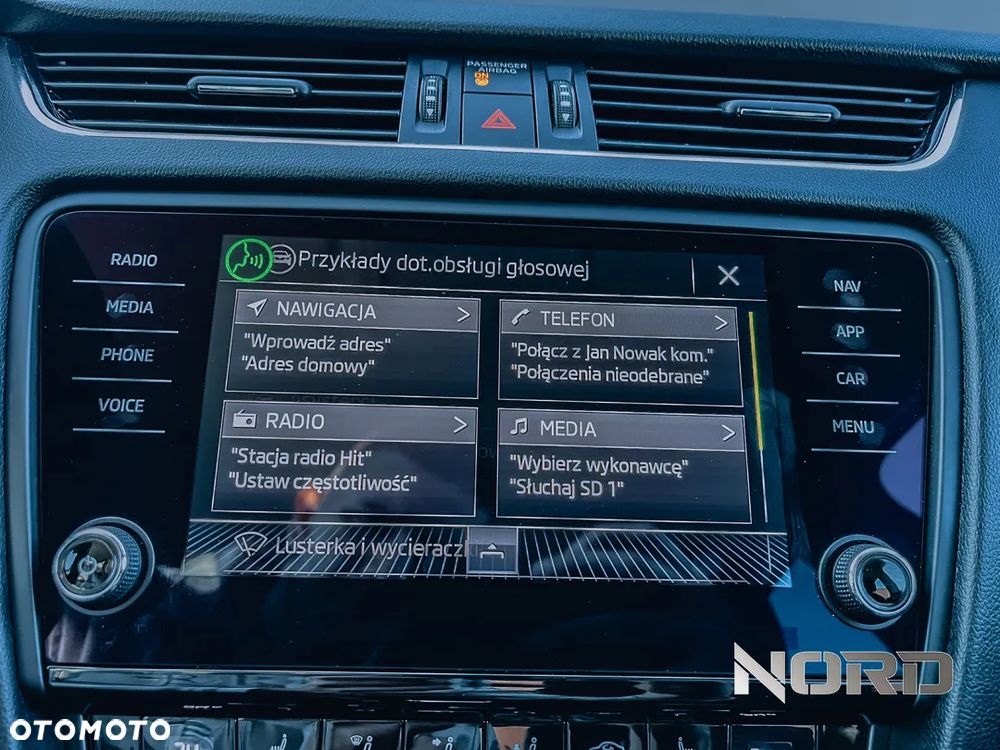 Skoda Octavia Combi 2.0 TDI 4x4 DSG Scout - 31