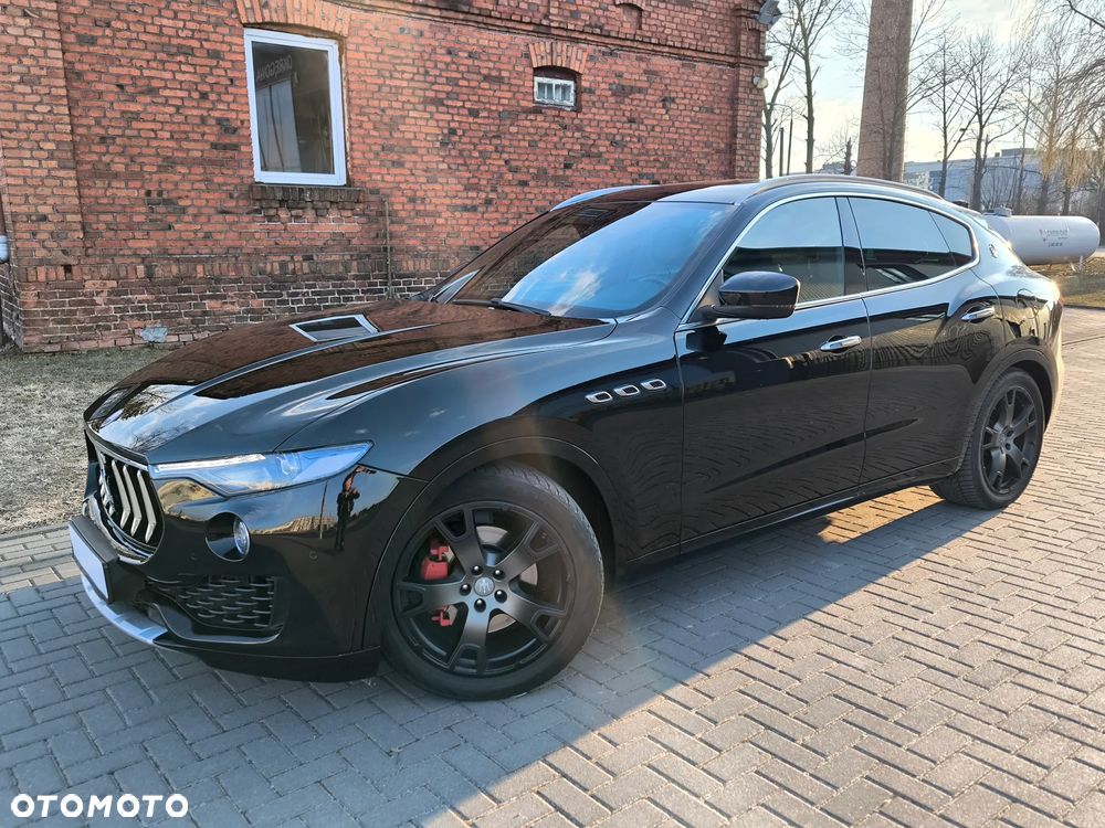 Maserati Levante Q4 Executive - 2