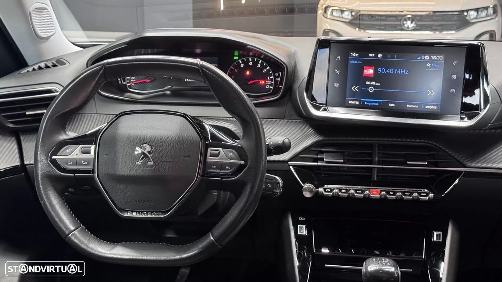 Peugeot 2008 1.2 PureTech Allure Pack - 23