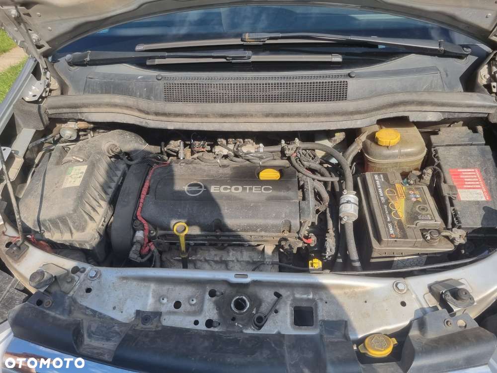 Opel Zafira 1.8 Cosmo - 14