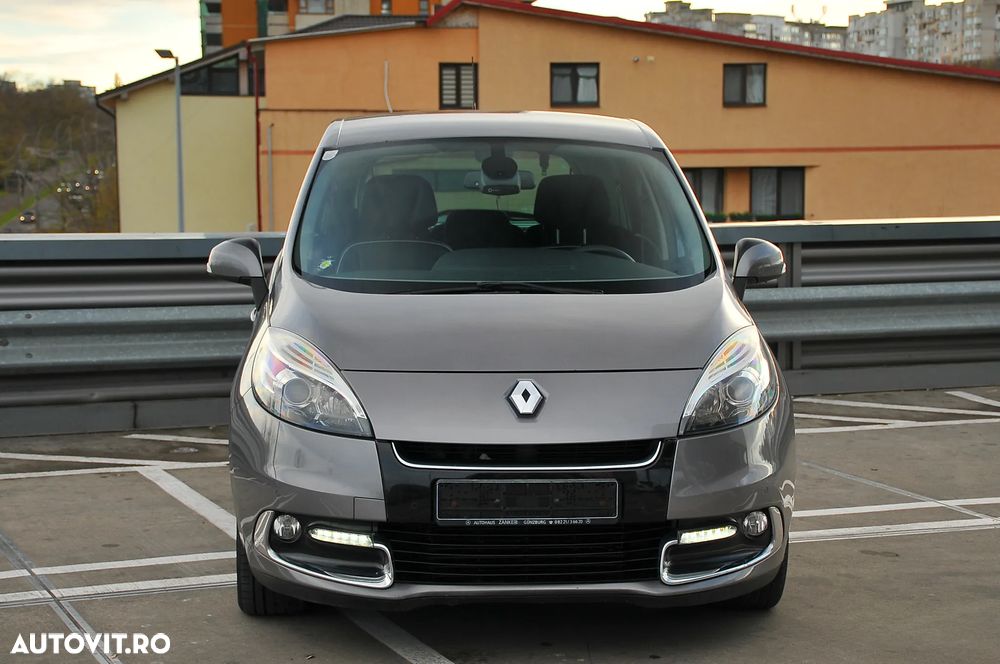Renault Scenic dCi 110 Expression - 8