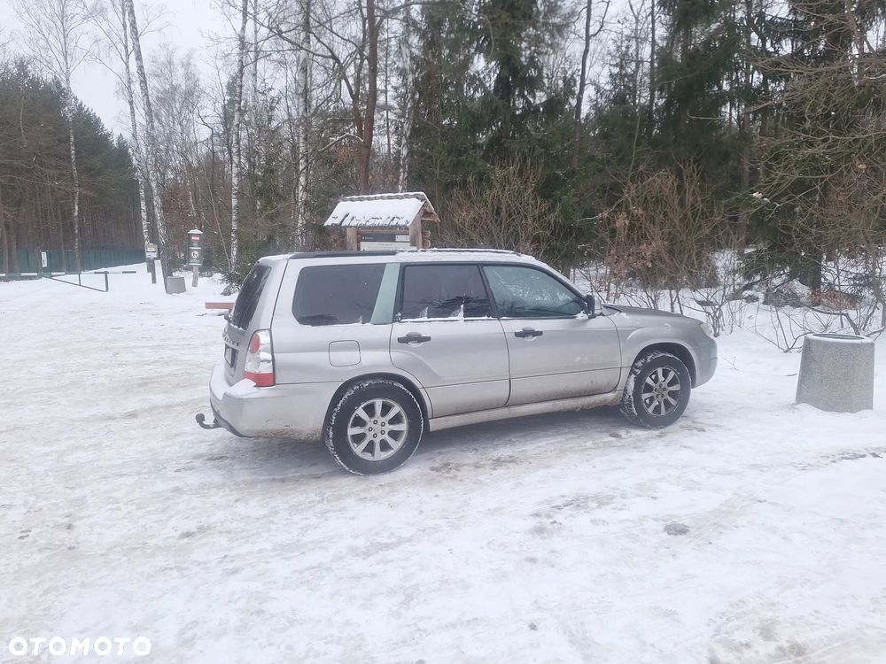 Subaru Forester 2.0 XG - 4