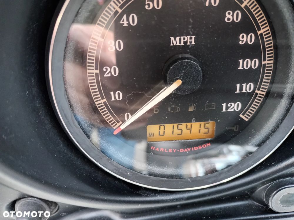 Harley-Davidson FLH Electra Glide - 12