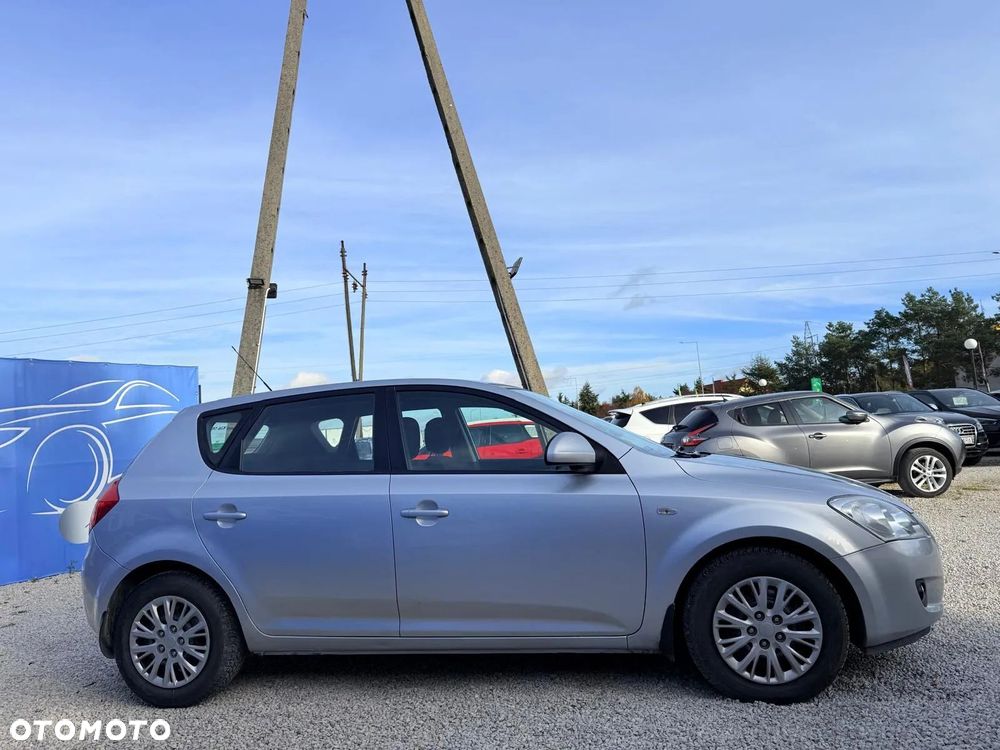 Kia Ceed 1.6 CRDi 115 Edition 7 - 5