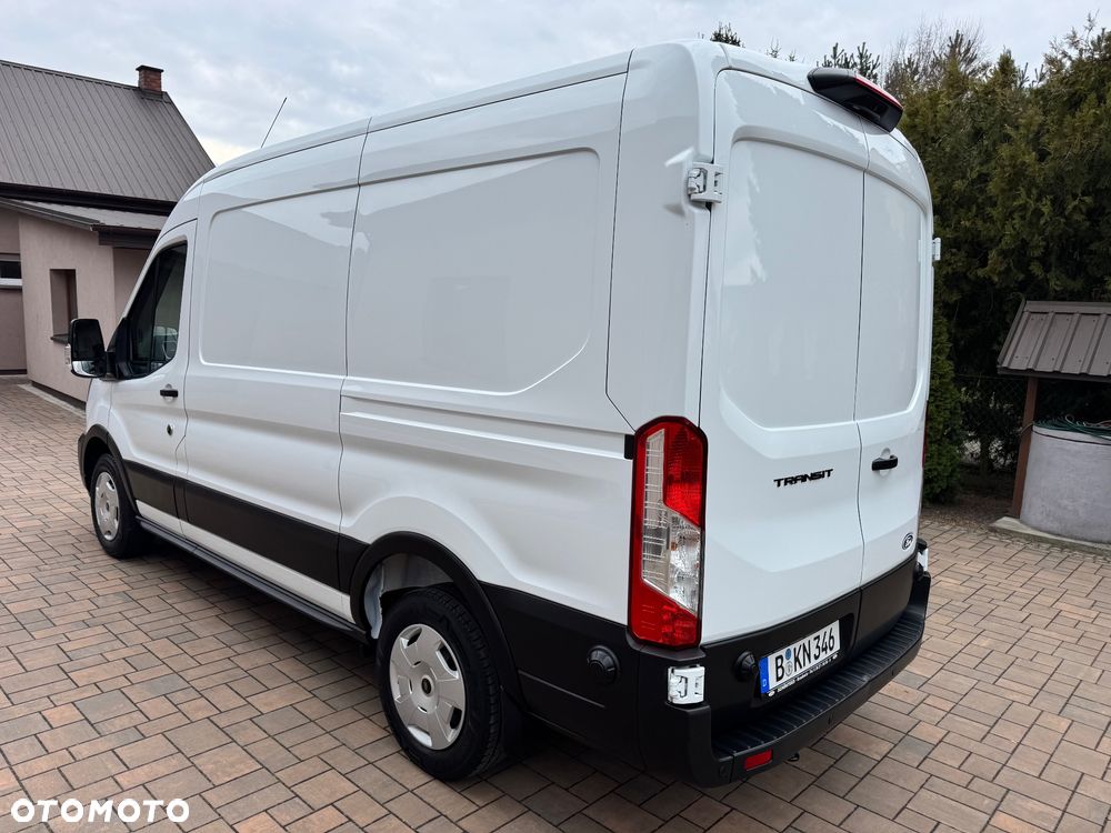 Ford Transit - 11