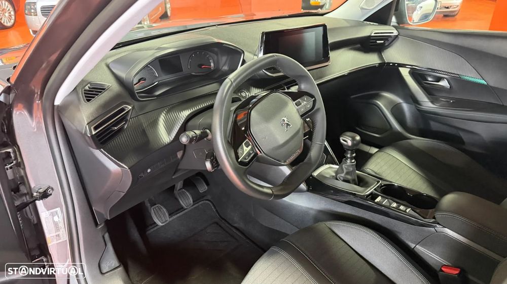 Peugeot 2008 1.5 BlueHDi GT Pack EAT8 - 6