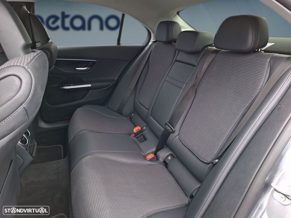 Mercedes-Benz C 220 d Avantgarde - 14