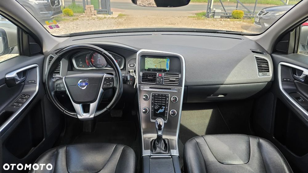 Volvo XC 60 D3 Geartronic Momentum - 9