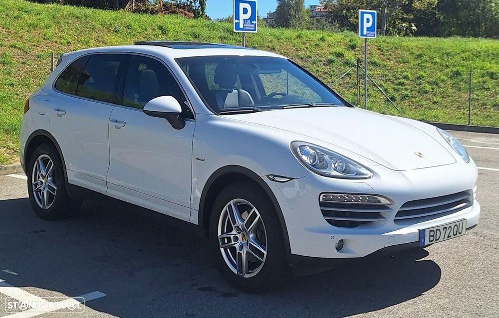 Porsche Cayenne Platinum Edition - 1
