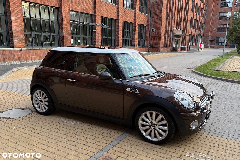 MINI Cooper 50 Mayfair - 17