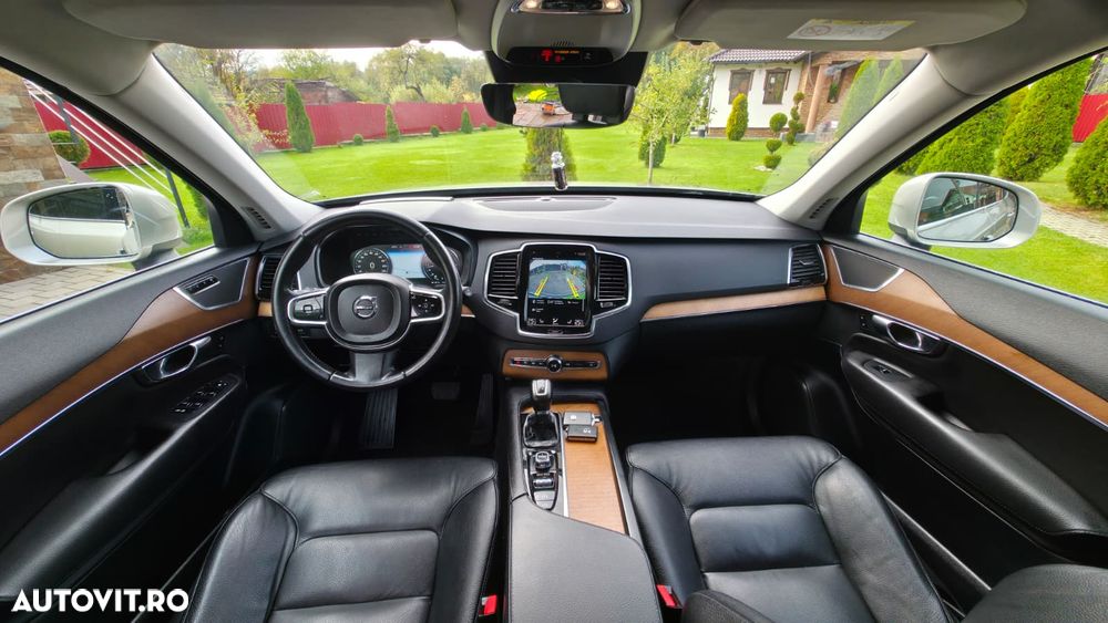 Volvo XC 90 - 3