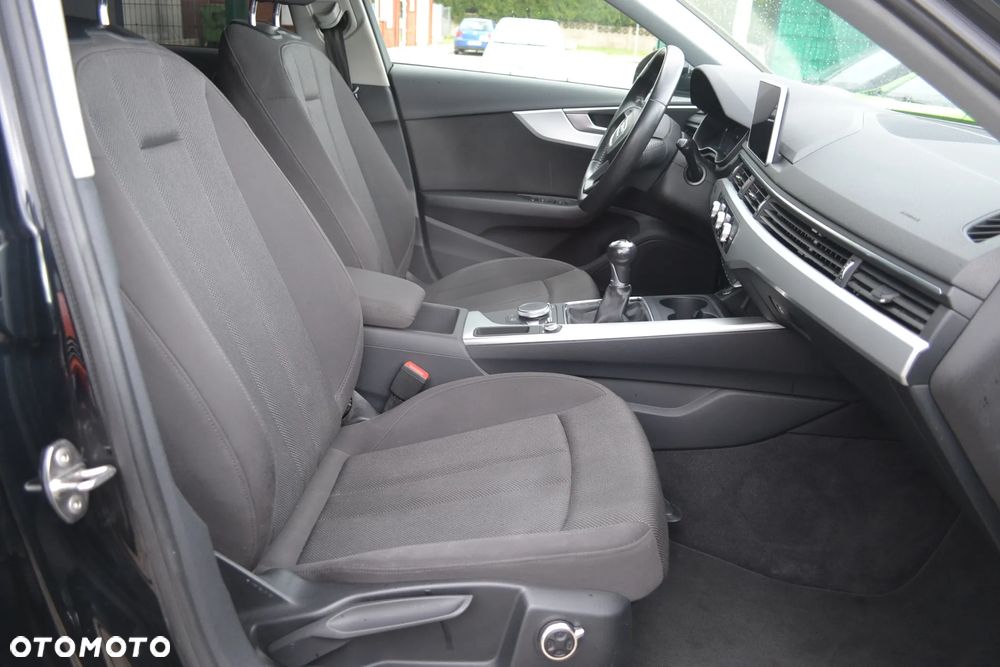 Audi A4 Avant 2.0 TDI - 9