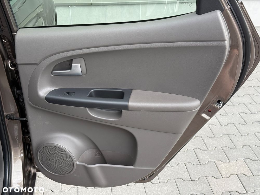 Kia Venga 1.6 CRDi 128 Fifa World Cup Edition - 25