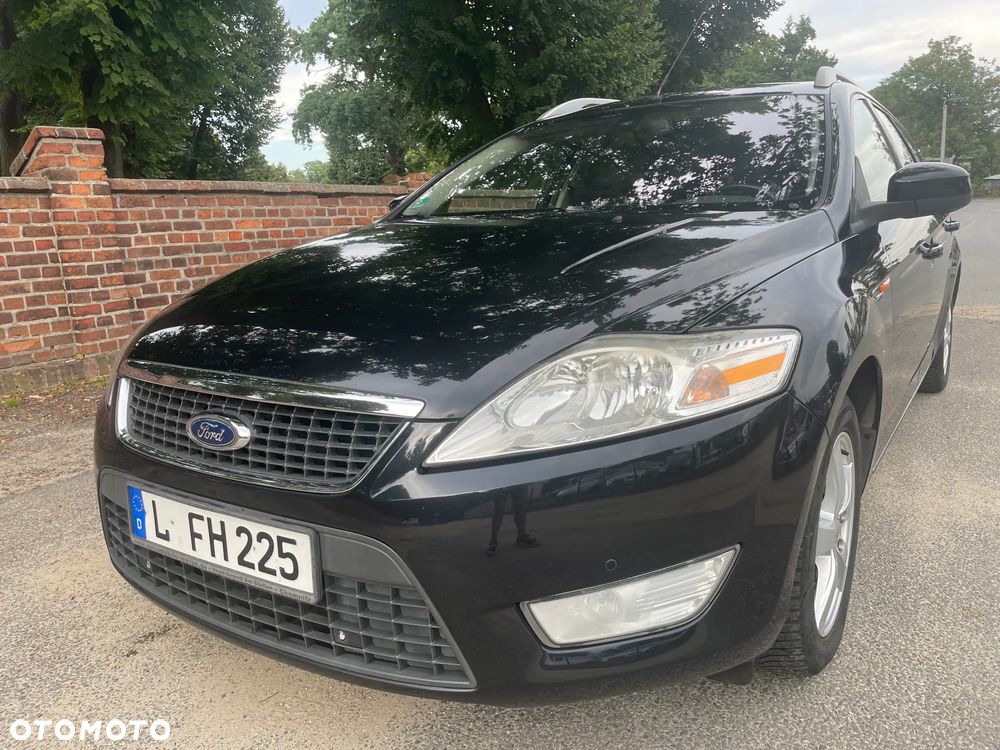 Ford Mondeo 1.6 Ghia - 1