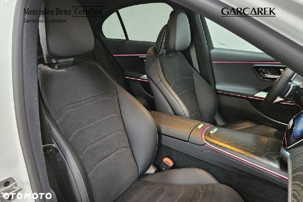 Mercedes-Benz Klasa E - 24