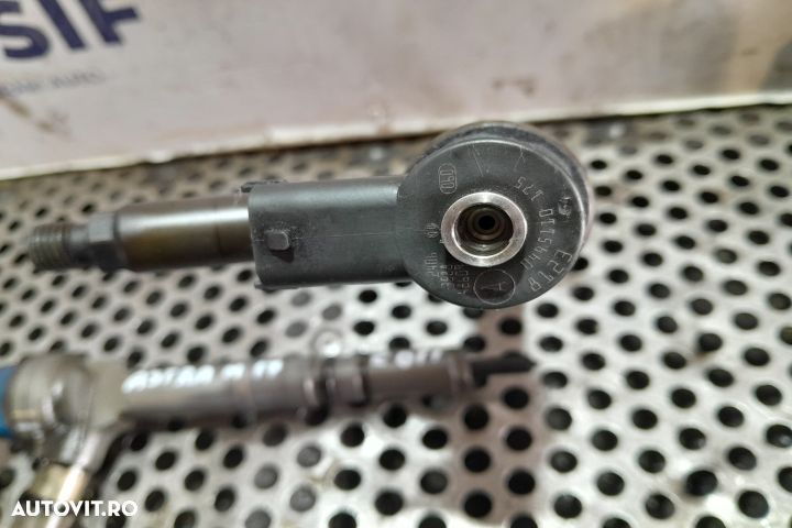 Injector motorina 0445110175 0445110175 Opel Astra H [facelift] [2005 - 2