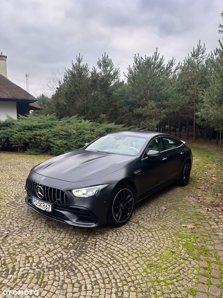 Mercedes-Benz AMG GT - 1