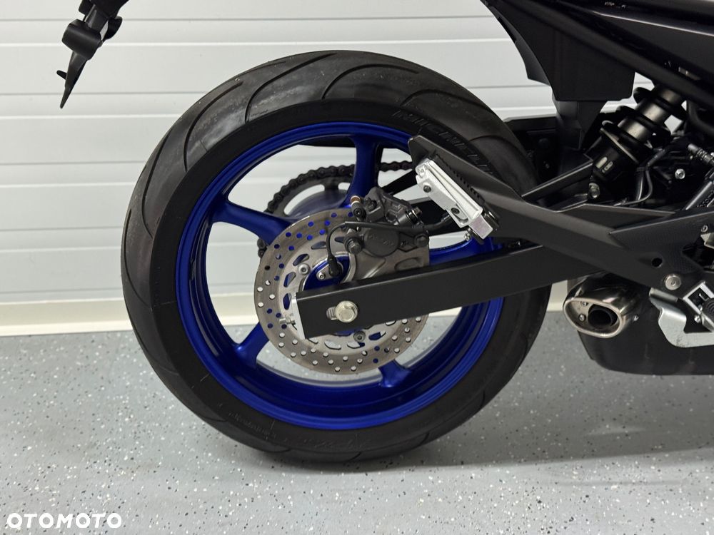 Yamaha XJ - 7