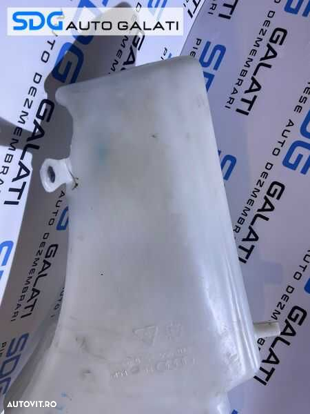 Vas Lichid Parbriz Strop Gel Stropgel Audi A5 2008 - 2011 Cod 8T0955453B 8T2955463B - 7