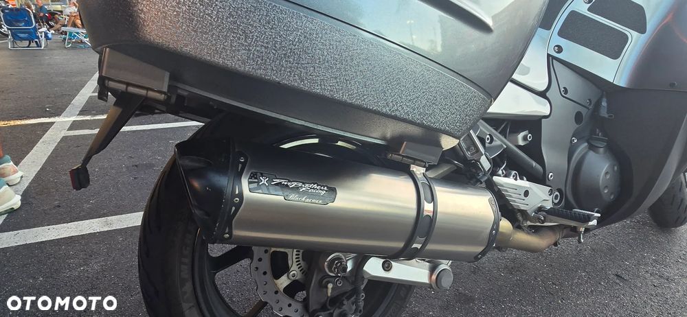 Kawasaki Concours - 3