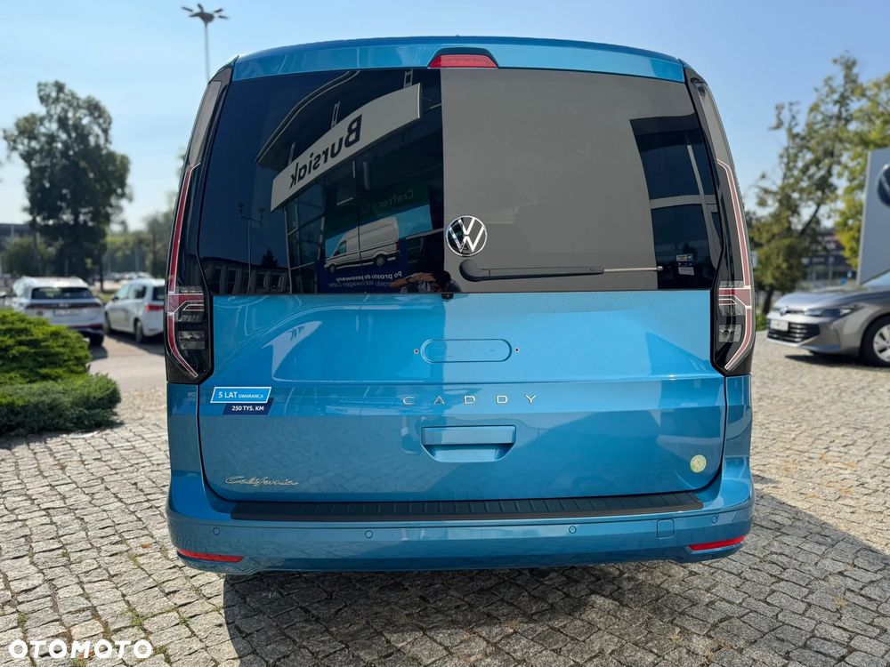 Volkswagen Multivan - 9