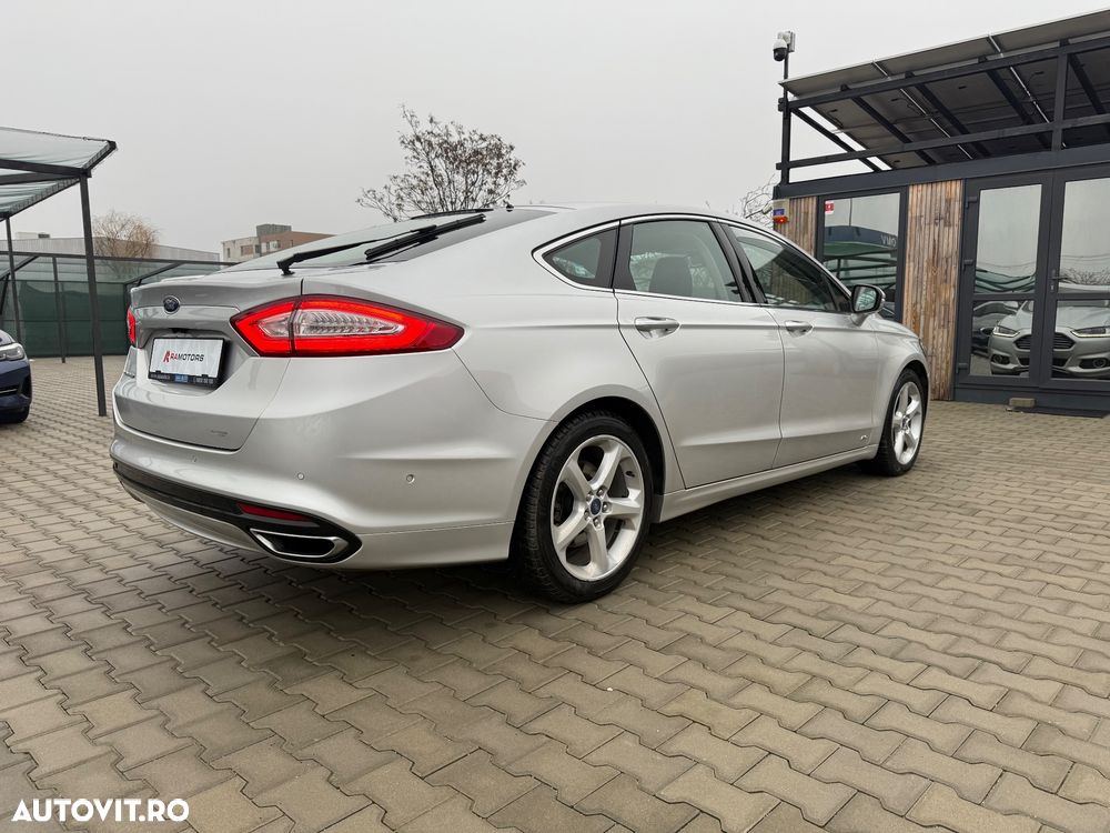 Ford Mondeo 2.0 TDCI Powershift AWD Titanium - 11
