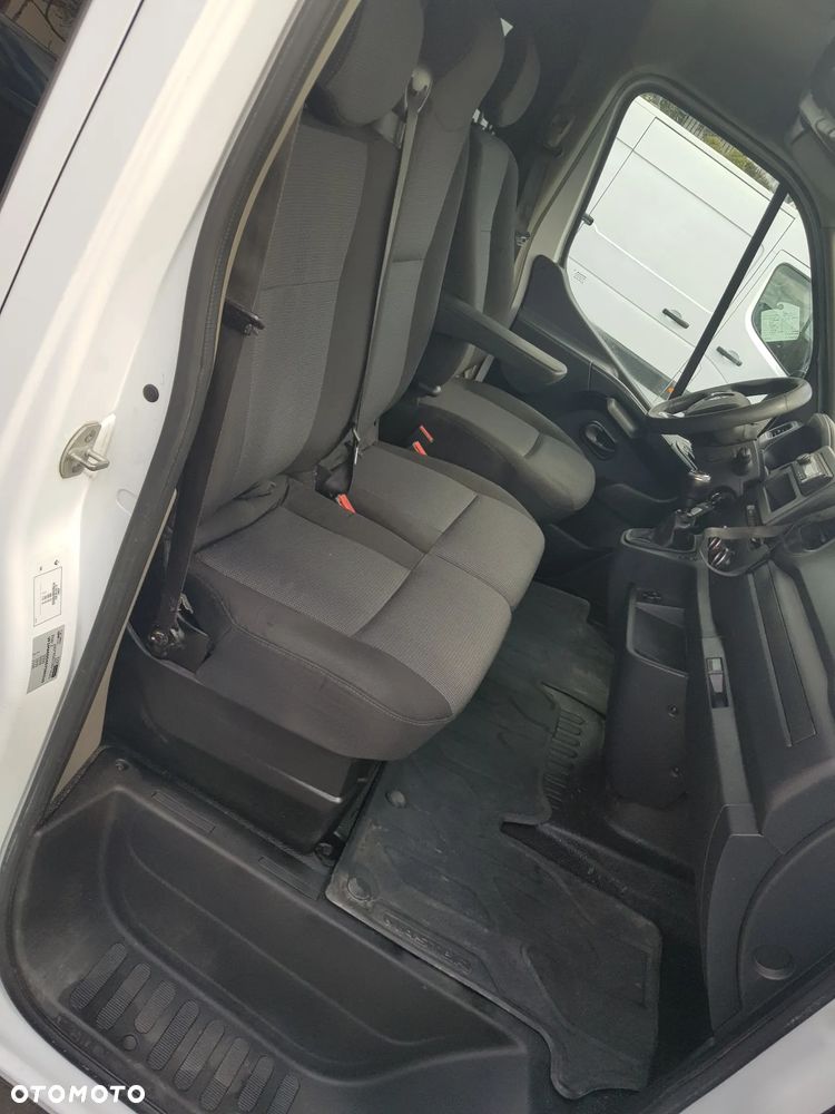 Renault Master 7-OSÓB 2.3dCi  L3H2 3.5t Pack Clim 4d F-VAT% - 7