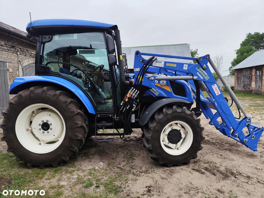 New Holland T4.75S - 1