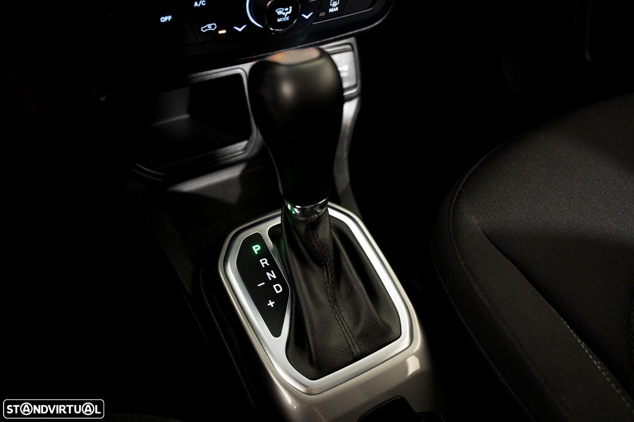 Jeep Renegade 1.6 MJD Limited DCT - 8