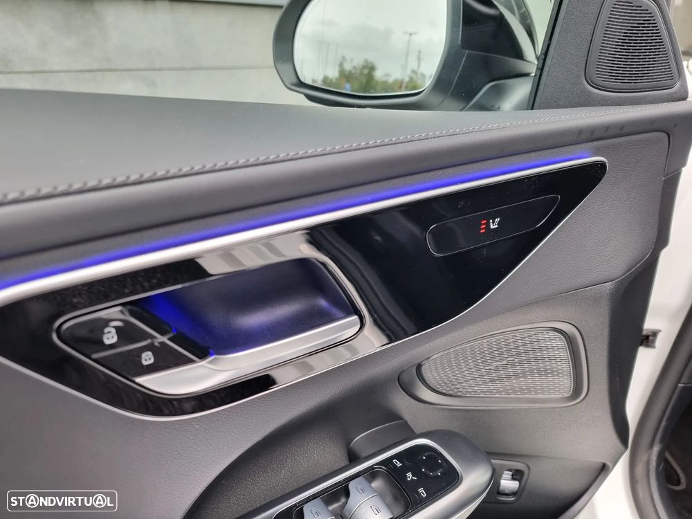 Mercedes-Benz C 300 e T 9G-TRONIC AMG Line - 10