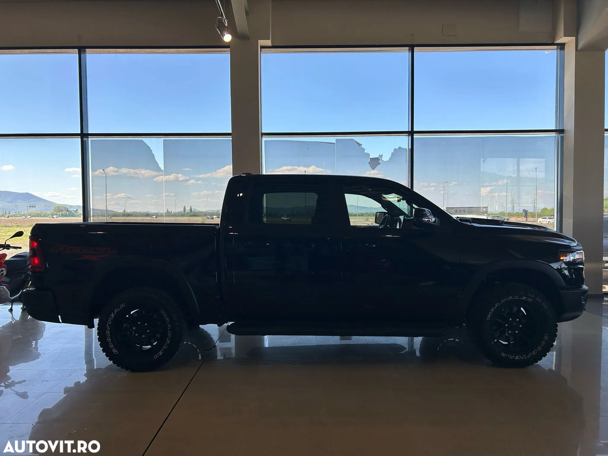 Dodge RAM 1500 REBEL X - 4