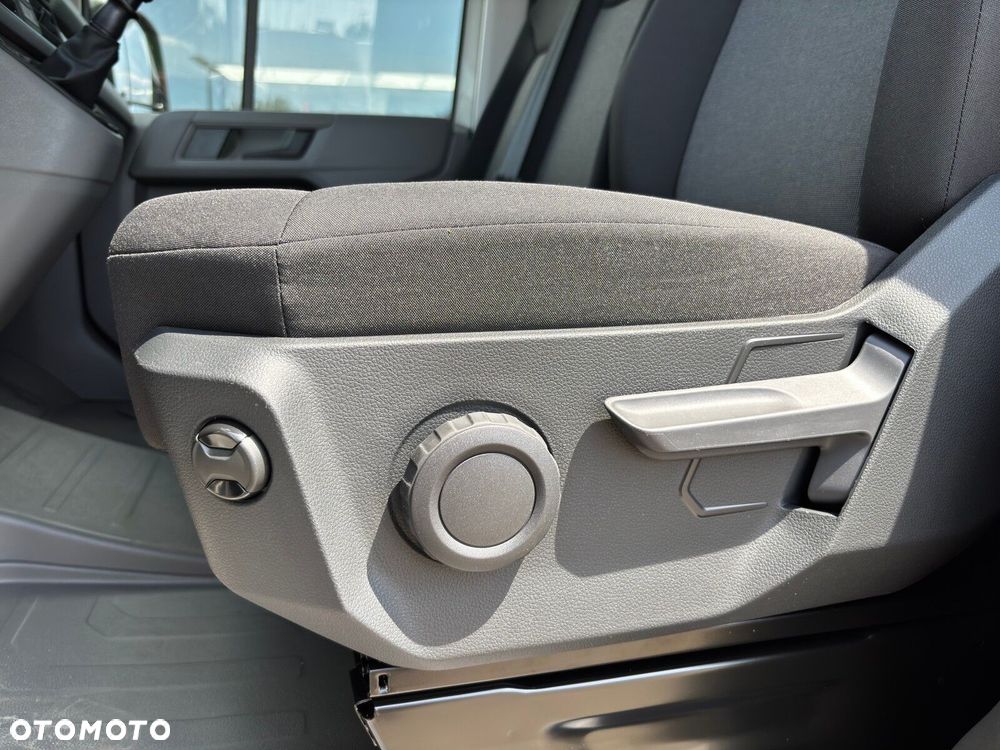 Volkswagen Crafter L3H3 140 KM 6-MANUAL - 13