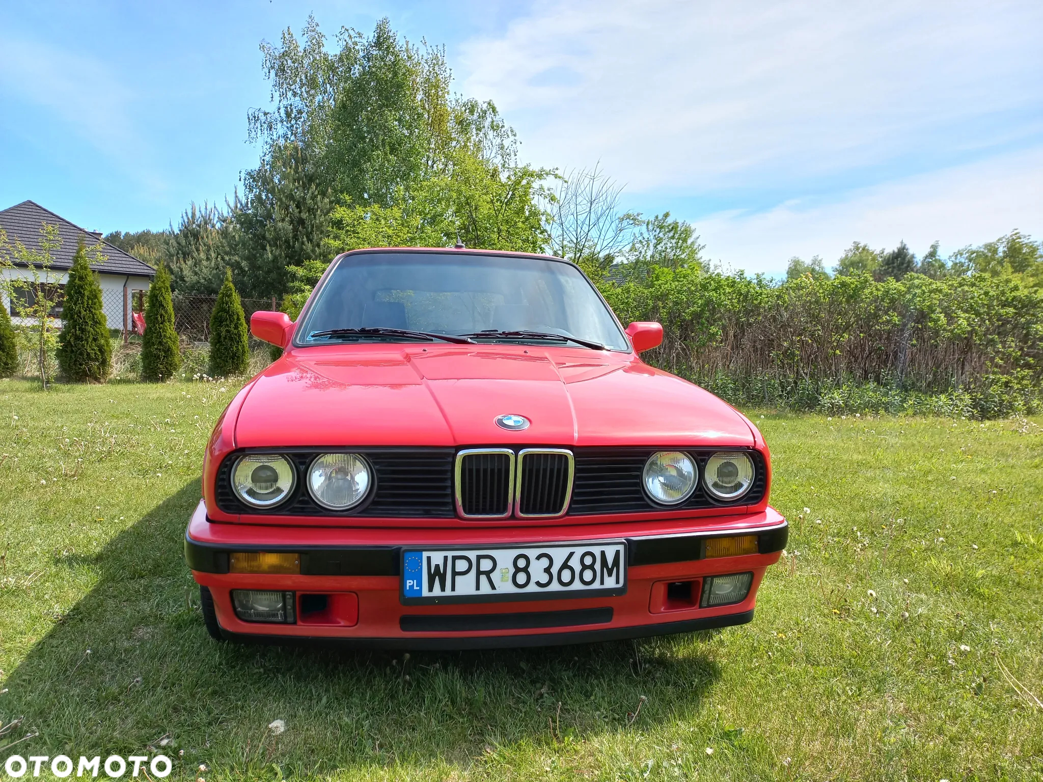 BMW Seria 3 318i Touring - 11