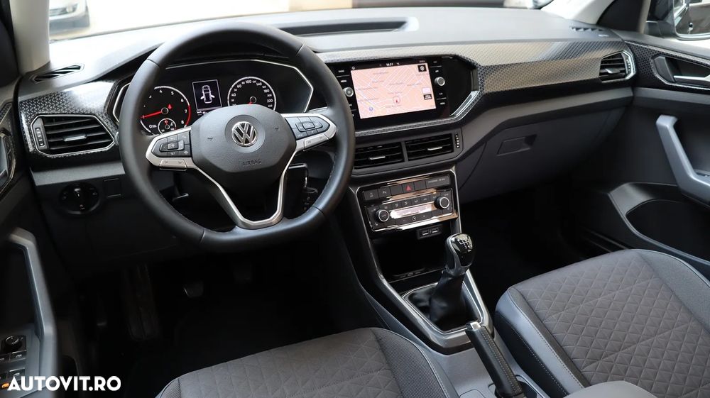 Volkswagen T-Cross - 18