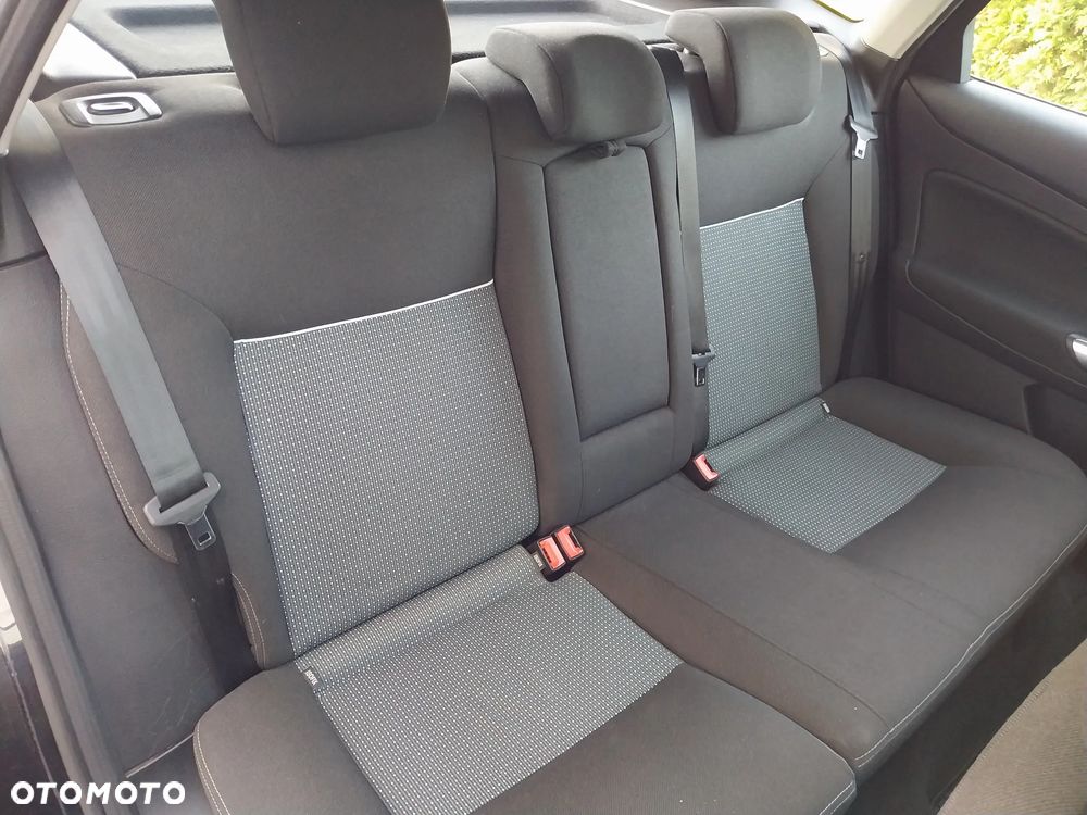 Ford Mondeo 1.8 TDCi Trend - 8