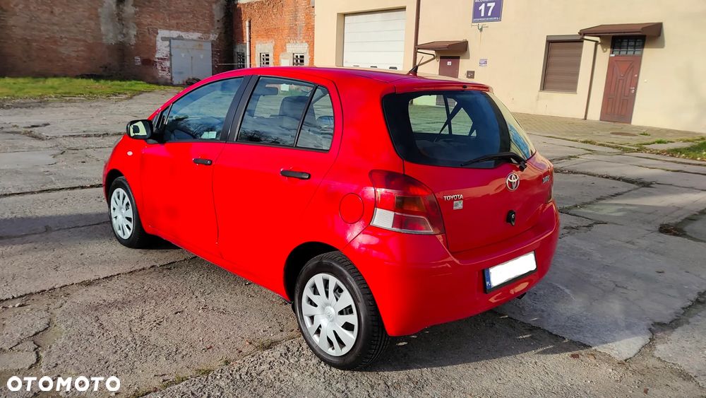 Toyota Yaris 1.33 Sol - 16