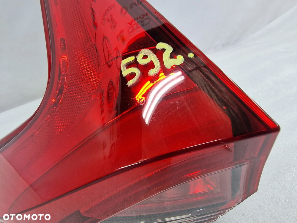 MITSUBISHI ECLIPSE CROSS 17- LEWA LAMPA TYLNA TYLNIA TYŁ LED , NR AUKCJI LA592 - 9