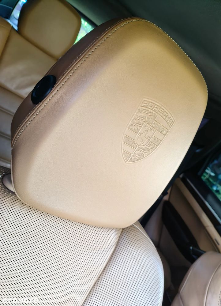Porsche Cayenne - 13