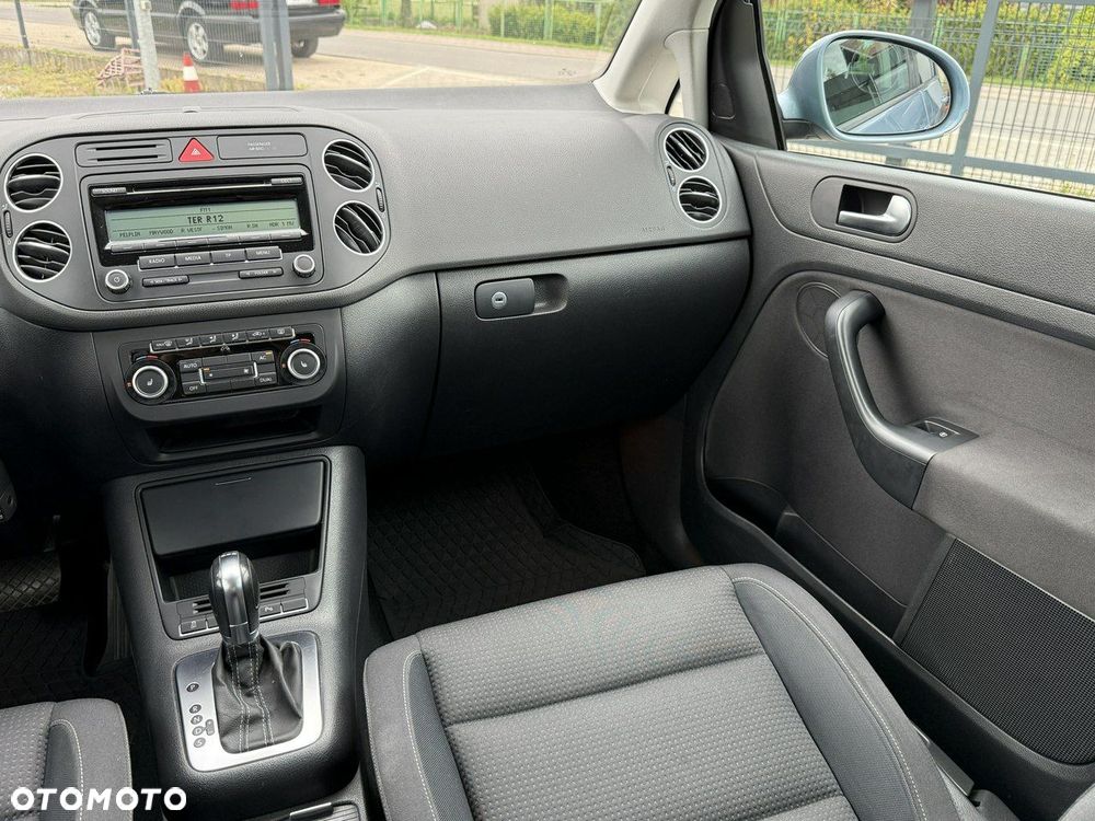 Volkswagen Golf Plus - 32