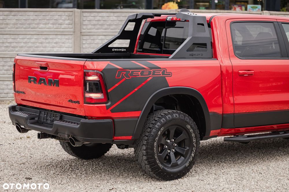Dodge RAM 1500 5.7 4x4 - 5