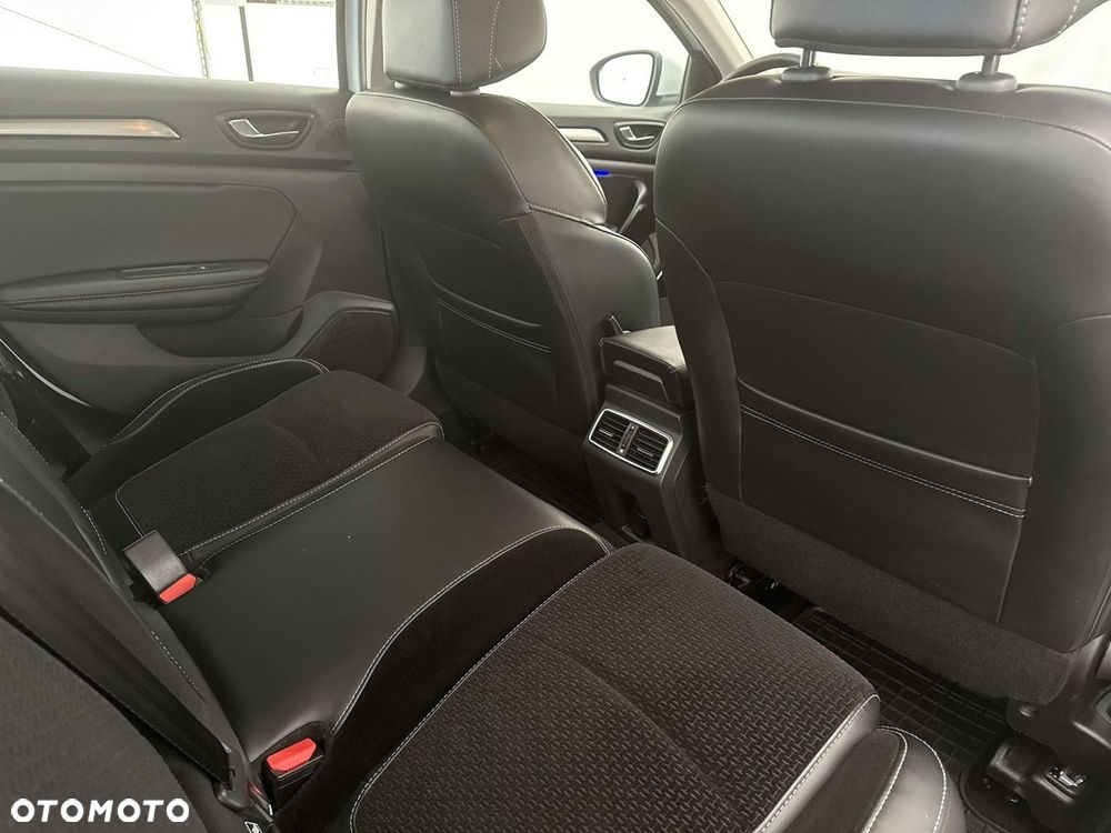 Renault Megane - 24
