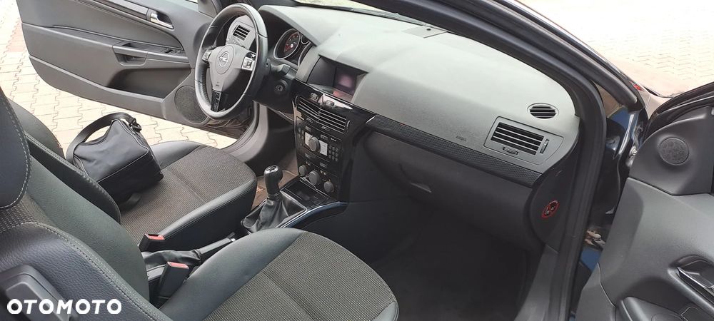 Opel Astra III GTC 1.6 Sport - 6