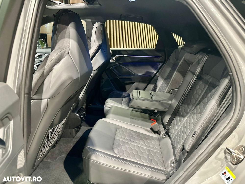 Audi RS Q3 RSQ3 2.5 TFSI quattro S tronic - 32