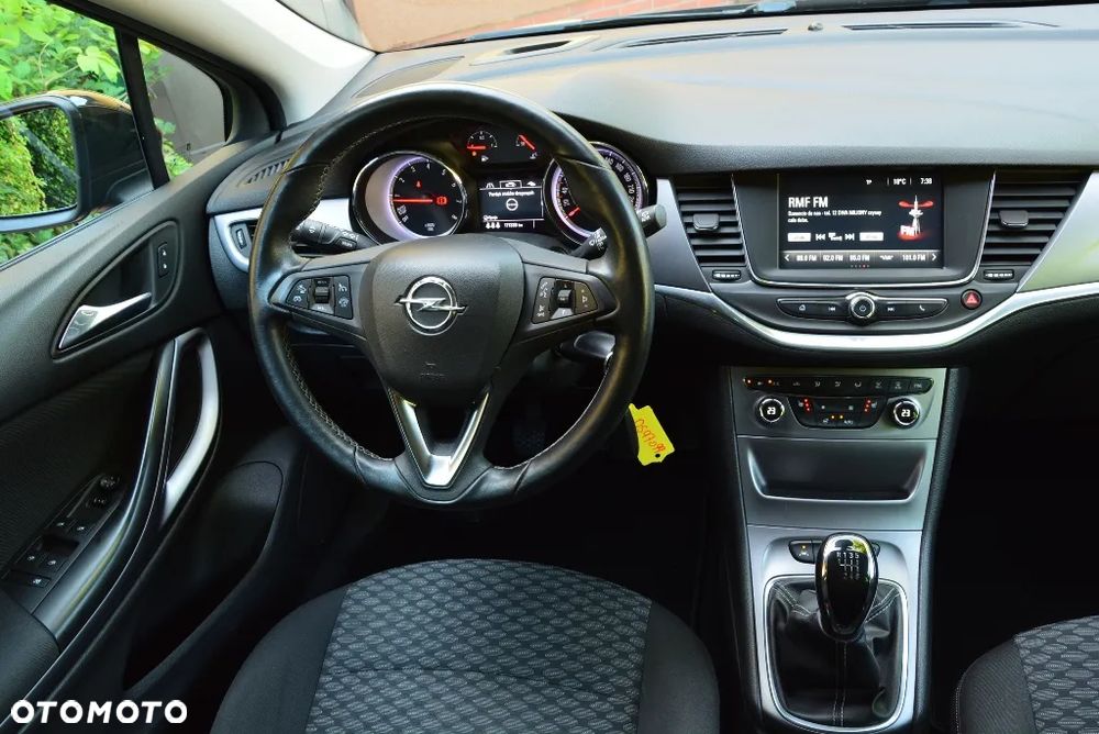Opel Astra 1.4 Turbo Dynamic - 23