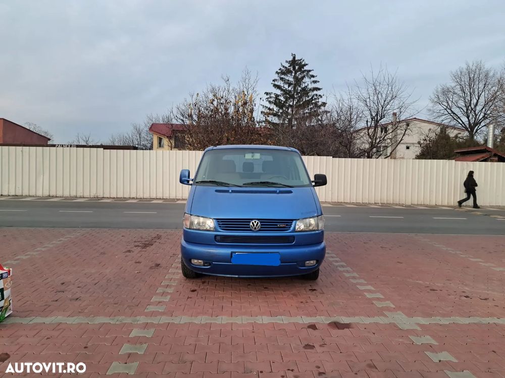 Volkswagen Multivan - 1