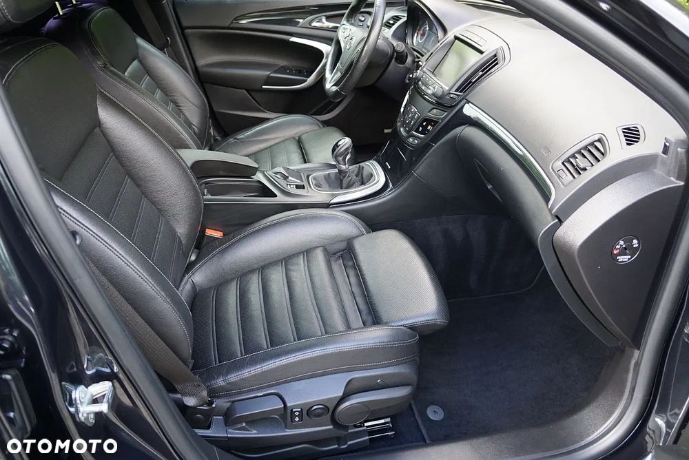 Opel Insignia - 17