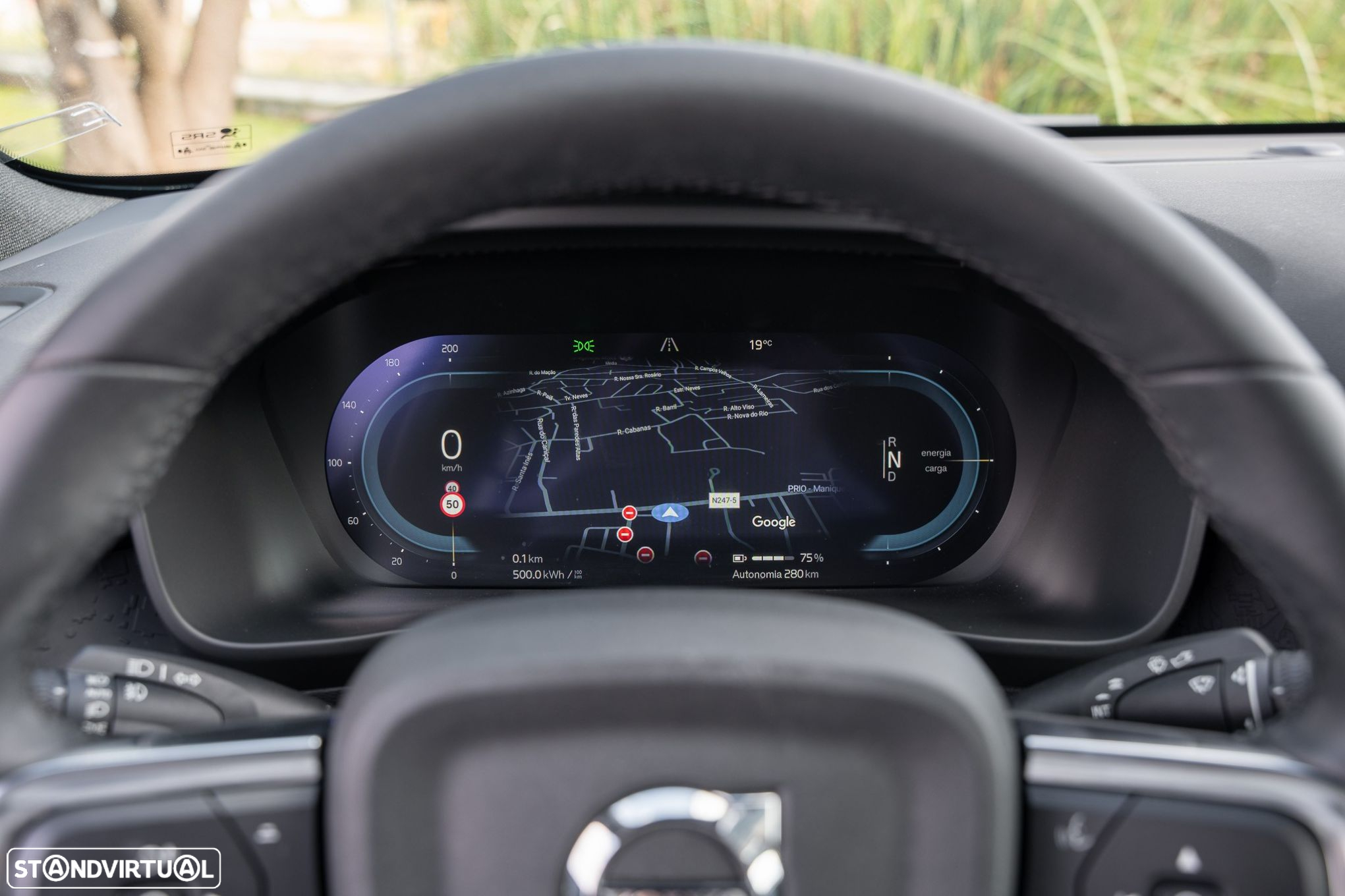 Volvo C40 Recharge Plus - 8