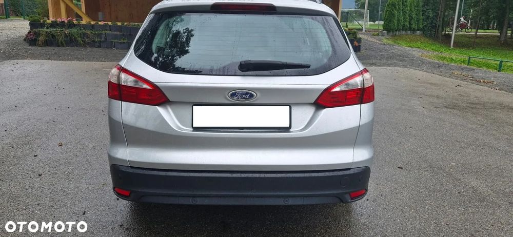 Ford Focus 1.6 TDCi DPF Champions Edition - 12