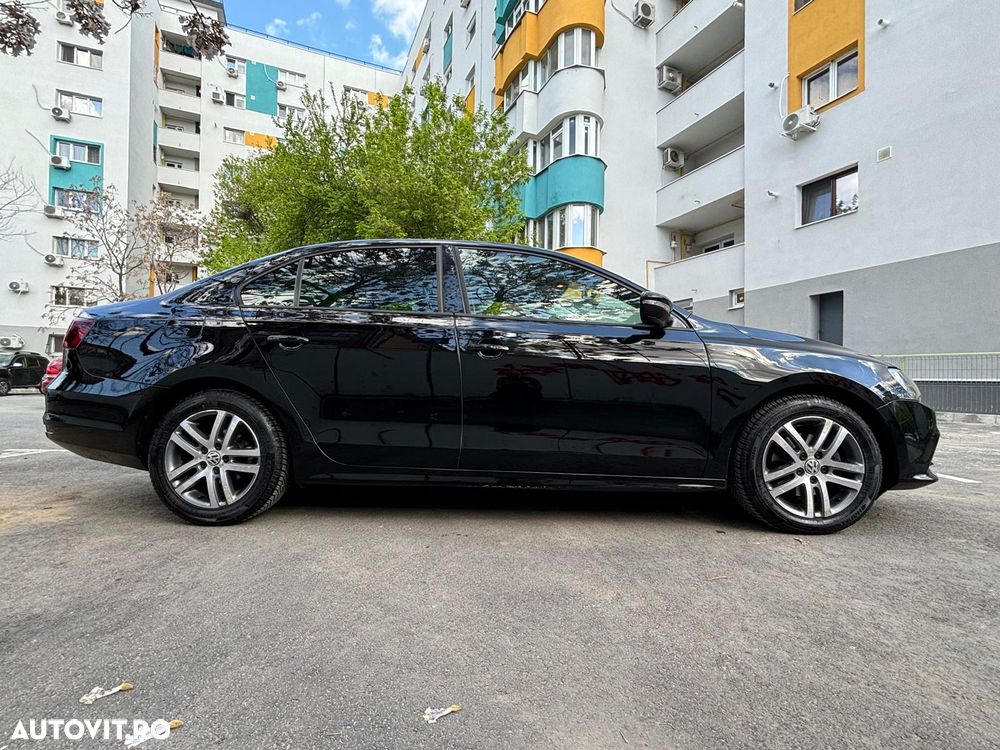 Volkswagen Jetta 2.0 TDI BlueMotion Technologie - 21
